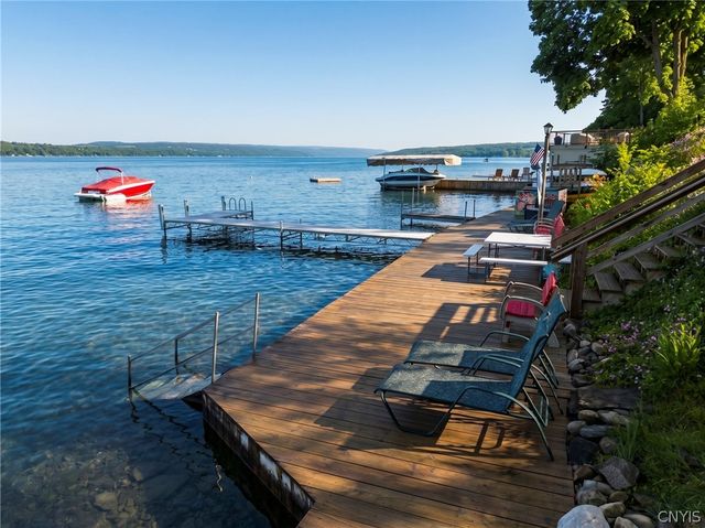 2119 Terrace Lane South, Skaneateles, NY 13152