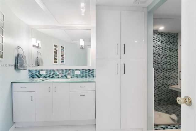 333 Sunset Drive 502, Fort Lauderdale, FL 33301