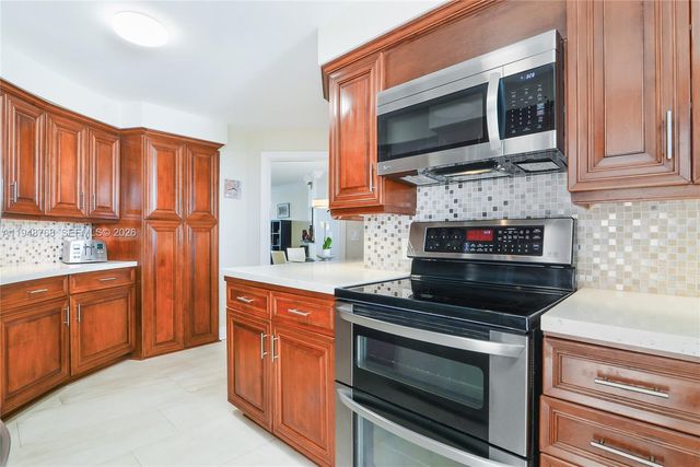 333 Sunset Drive 502, Fort Lauderdale, FL 33301