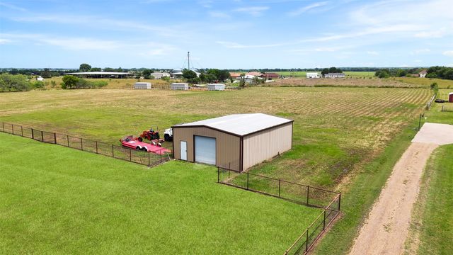 219 Mohundro Road, Ferris, TX 75125