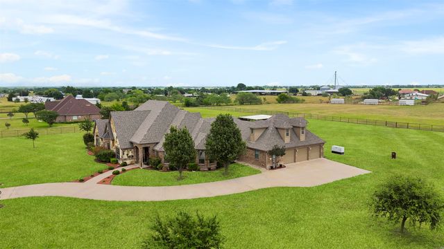 219 Mohundro Road, Ferris, TX 75125