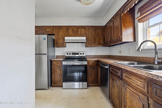 314 Jamaica Drive, Ocean Springs, MS 39564