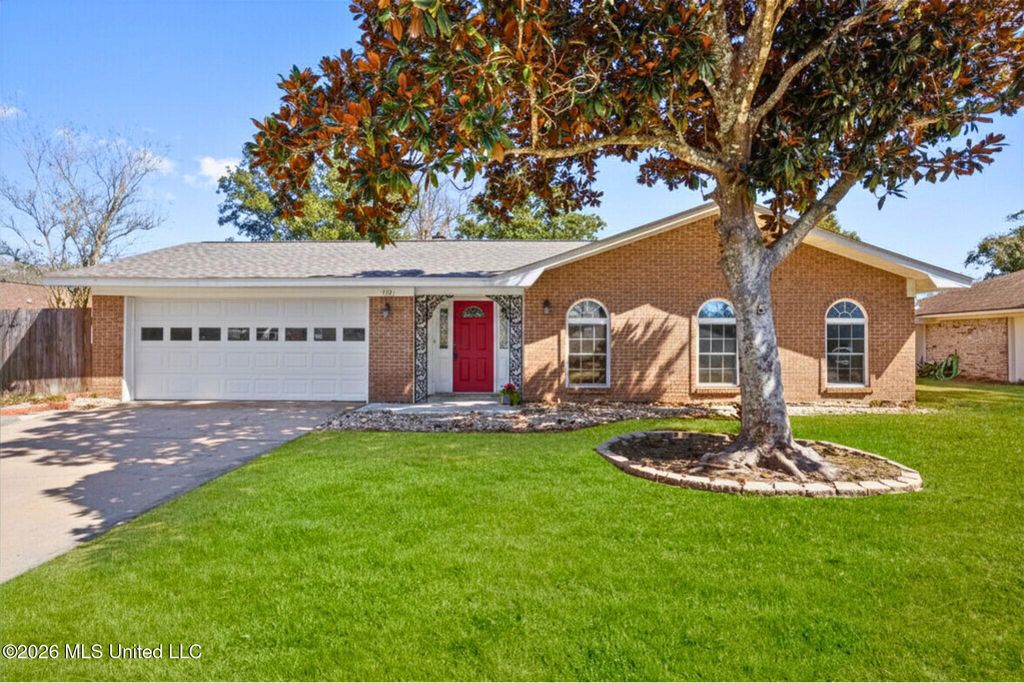 314 Jamaica Drive, Ocean Springs, MS 39564