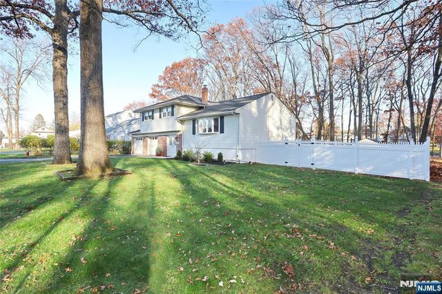 5 Linden, Emerson, NJ 07630