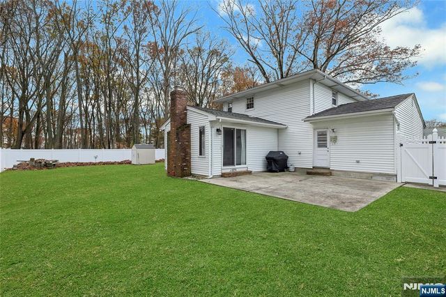 5 Linden, Emerson, NJ 07630