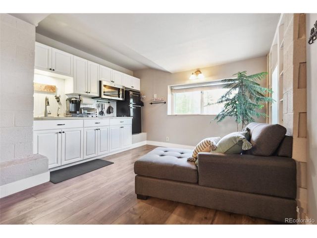 7952 Kunst Rd, Golden, CO 80403