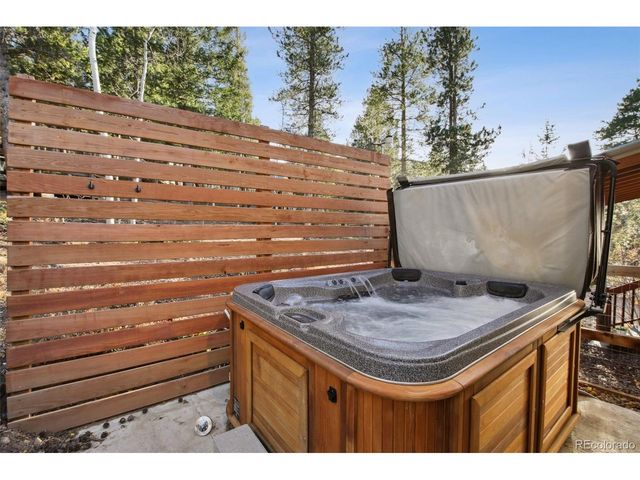 7952 Kunst Rd, Golden, CO 80403