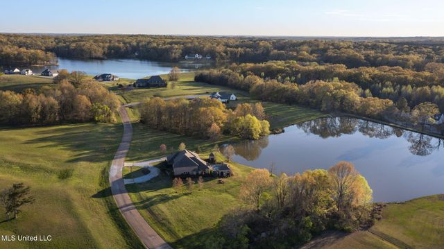 106 Chestnut Hill Road, Flora, MS 39071