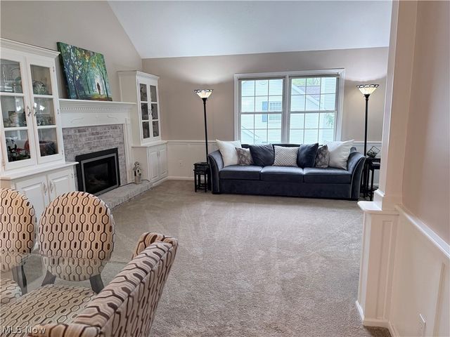 201 Steeplechase Drive 6, Willoughby Hills, OH 44092