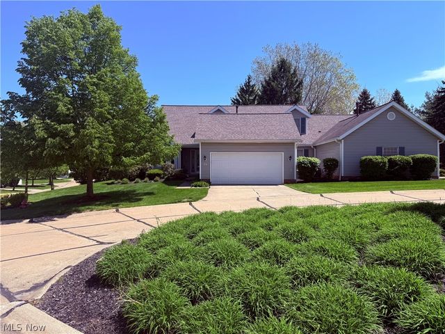 201 Steeplechase Drive 6, Willoughby Hills, OH 44092