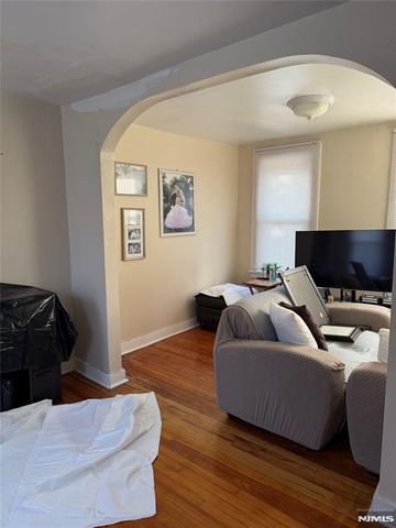 346 Jefferson Street, Orange, NJ 07050