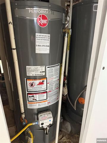 346 Jefferson Street, Orange, NJ 07050