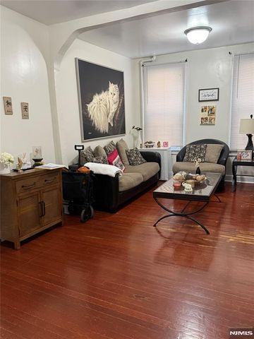 346 Jefferson Street, Orange, NJ 07050