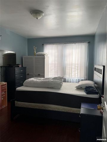 346 Jefferson Street, Orange, NJ 07050