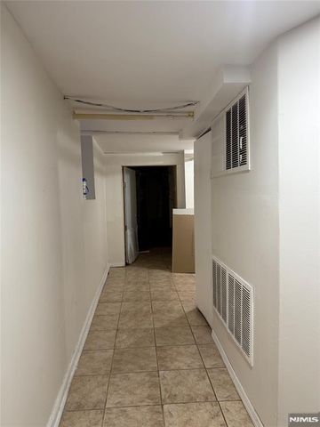 346 Jefferson Street, Orange, NJ 07050