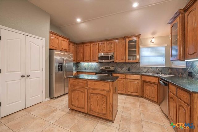 6201 Flag Stone Drive, Killeen, TX 76542