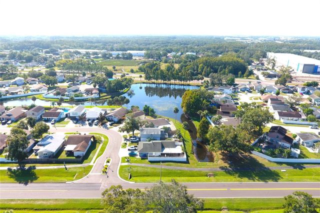 10301 FERNGLEN PLACE, Tampa, FL 33624