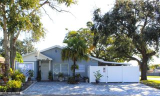 10301 FERNGLEN PLACE, Tampa, FL 33624