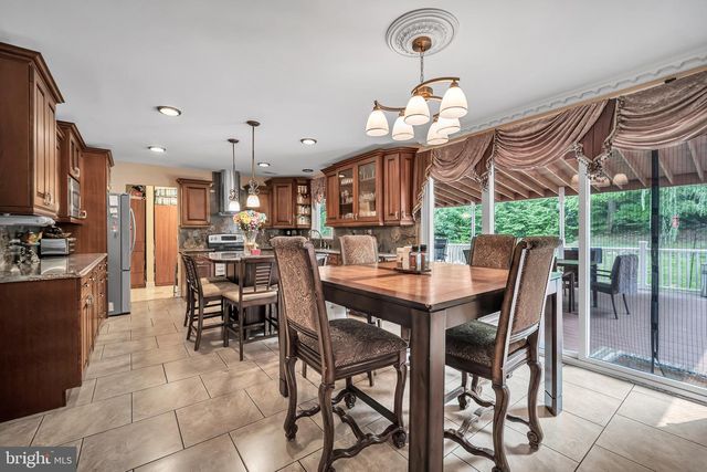 2002 PAR DR, Doylestown, PA 18901