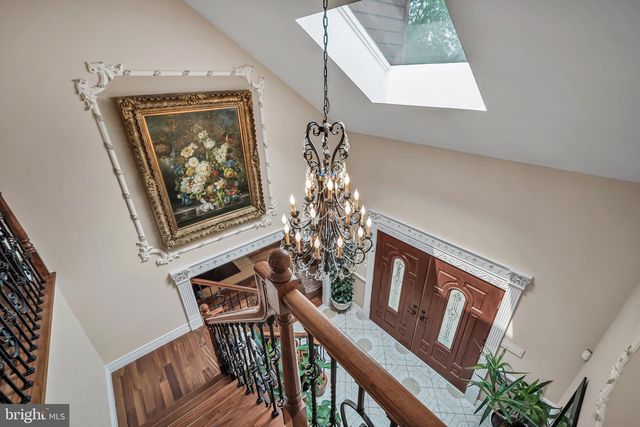 2002 PAR DR, Doylestown, PA 18901