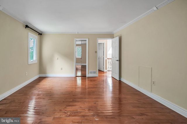 2002 PAR DR, Doylestown, PA 18901