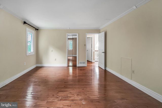 2002 PAR DR, Doylestown, PA 18901
