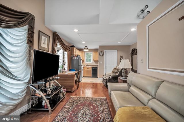 2002 PAR DR, Doylestown, PA 18901