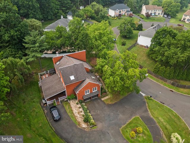 2002 PAR DR, Doylestown, PA 18901