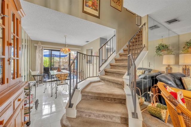838 COMMONWEALTH COURT, Casselberry, FL 32707