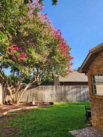 7404 Catlow Court, Fort Worth, TX 76137