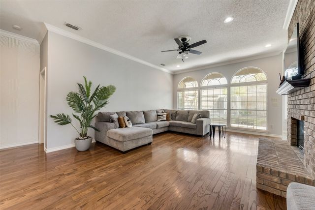 7404 Catlow Court, Fort Worth, TX 76137