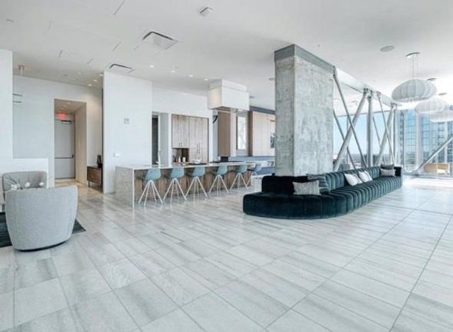 301 West Ave 2007, Austin, TX 78701