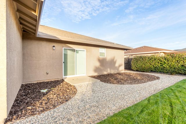 3241 Lemurian Road, Redding, CA 96002