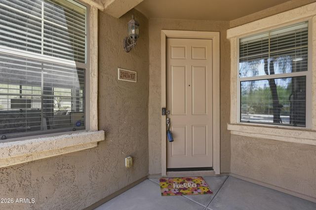 2140 W TALLGRASS Trail 107, Phoenix, AZ 85085