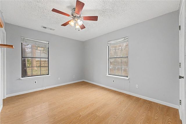 182 N Hunter Street, Farmington, AR 72730