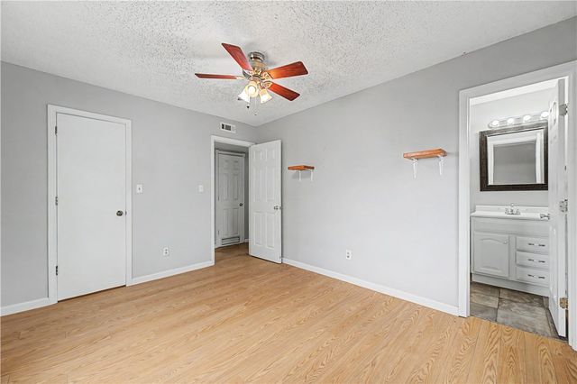 182 N Hunter Street, Farmington, AR 72730