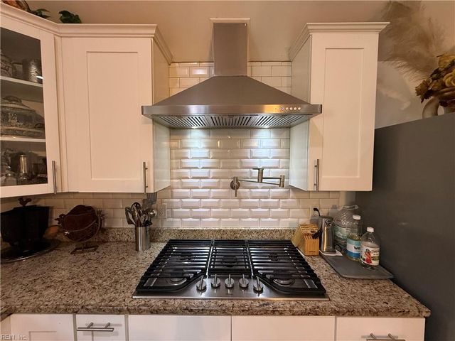 316 Citizen CIR, Chesapeake, VA 23325
