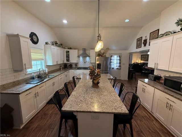 316 Citizen CIR, Chesapeake, VA 23325