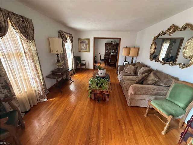316 Citizen CIR, Chesapeake, VA 23325