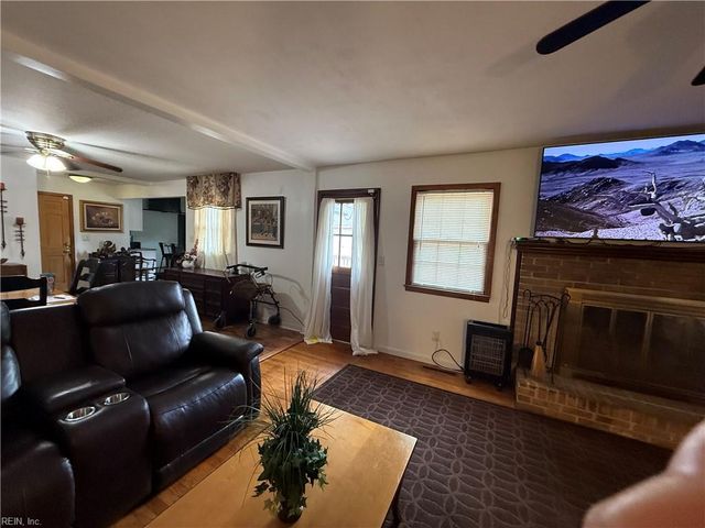 316 Citizen CIR, Chesapeake, VA 23325