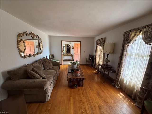 316 Citizen CIR, Chesapeake, VA 23325