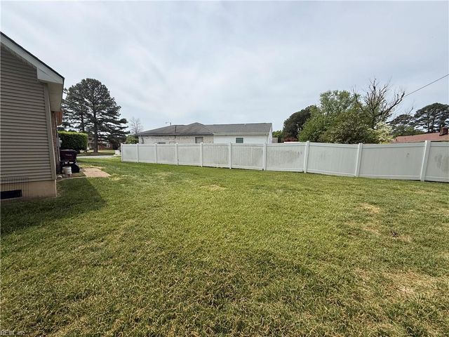 316 Citizen CIR, Chesapeake, VA 23325