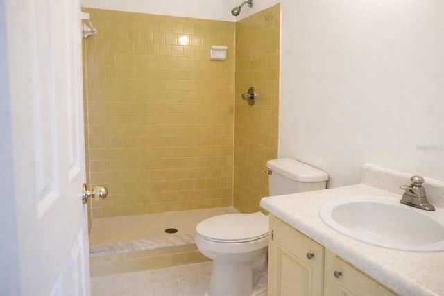 130 E JOHNSON AVENUE 205, Lake Wales, FL 33853