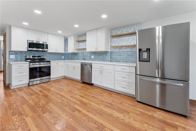 455 Royer Avenue NW, North Canton, OH 44720