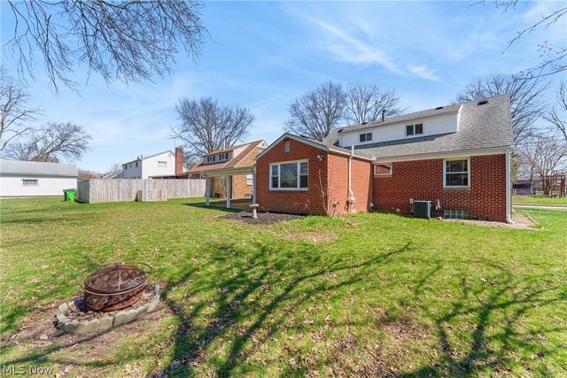 455 Royer Avenue NW, North Canton, OH 44720