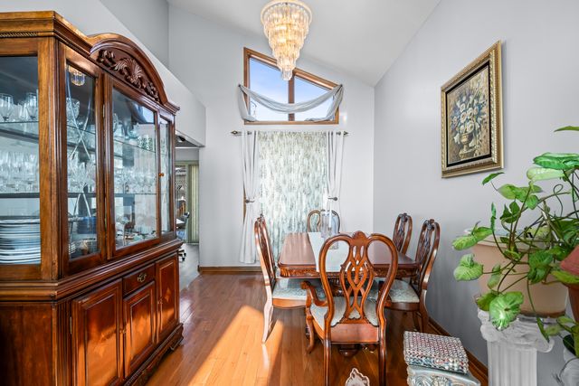 4862 Bay View Drive, Richton Park, IL 60471