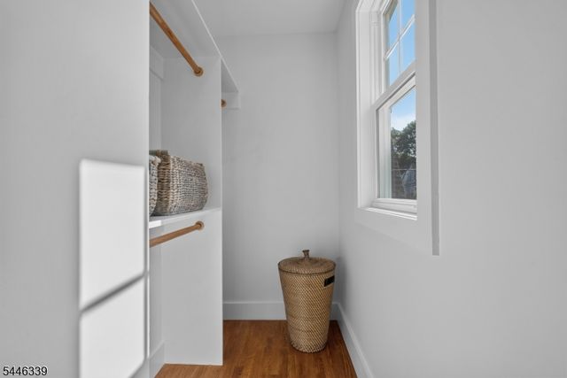 19 Manley Ter, Maplewood Twp., NJ 07040