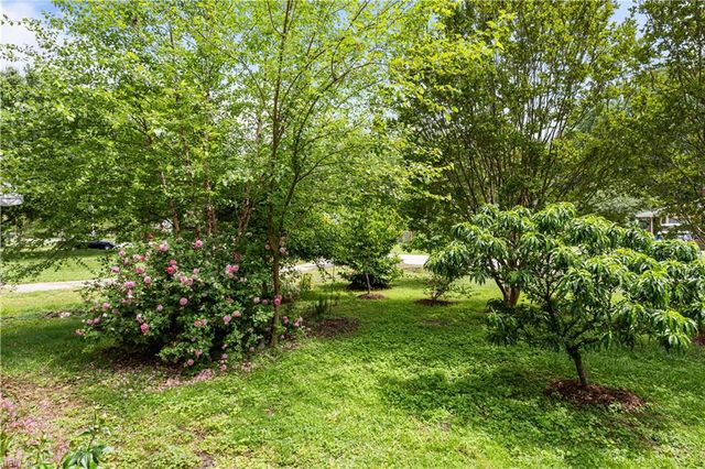 139 Eastwood DR, Newport News, VA 23602
