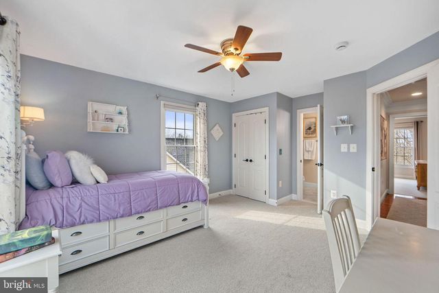 43423 MOUNTCASTLE DR, Chantilly, VA 20152