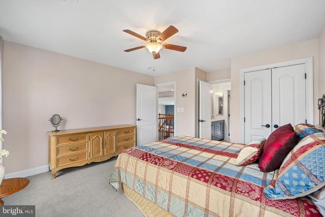 43423 MOUNTCASTLE DR, Chantilly, VA 20152